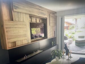 Meuble de rangement pour salon suspendu en bois